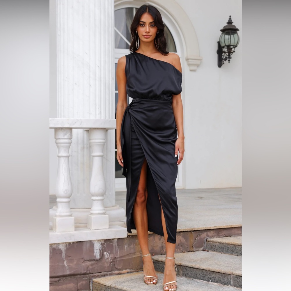 Hello Molly Runaway Charisma Midi Dress